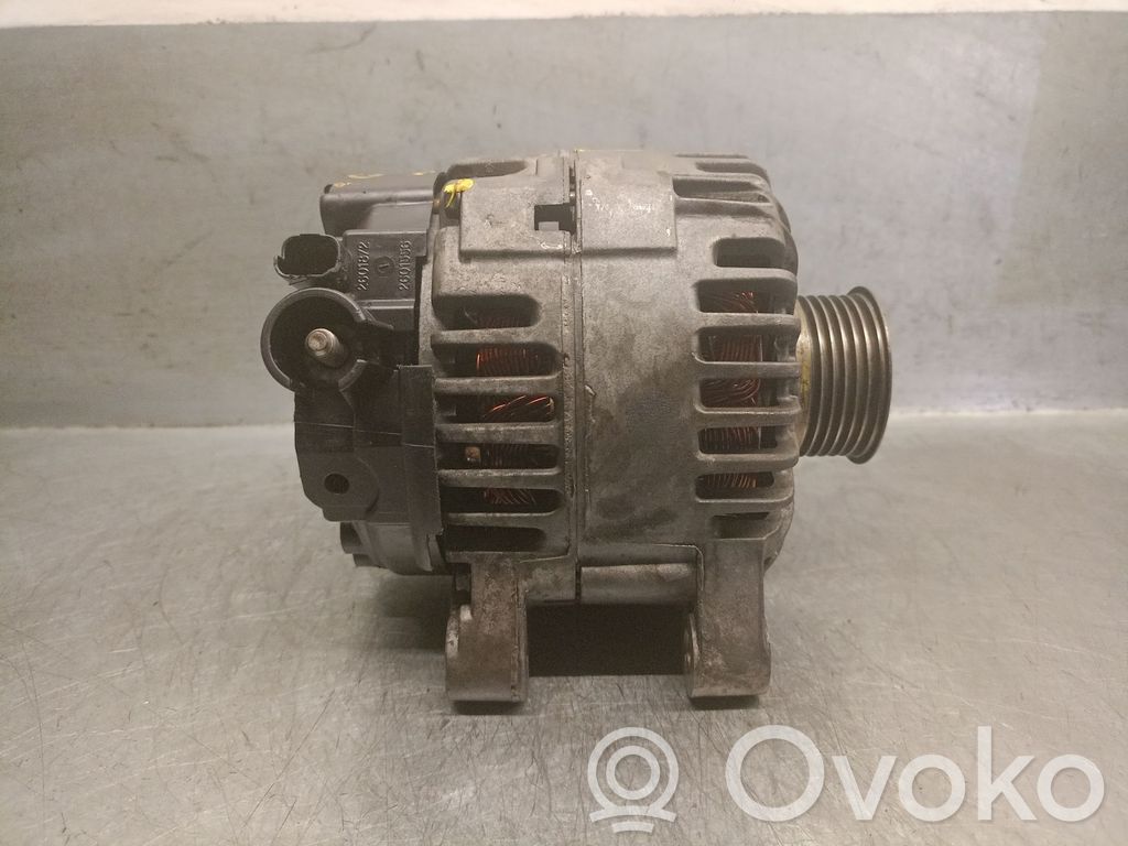 Peugeot 206 Alternador 