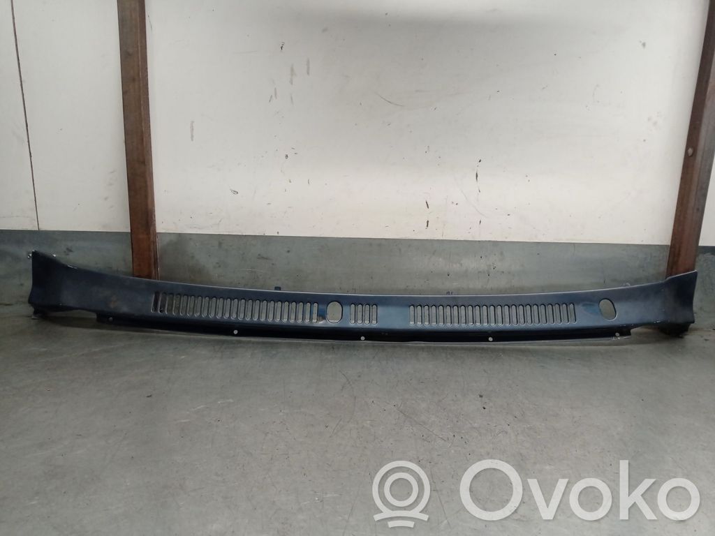 Nissan Patrol 260 Rivestimento parabrezza