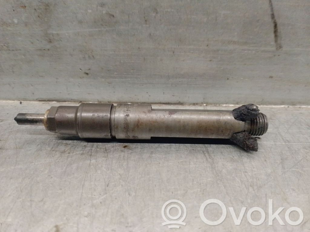 Audi A4 S4 B5 8D Injector combustibil 