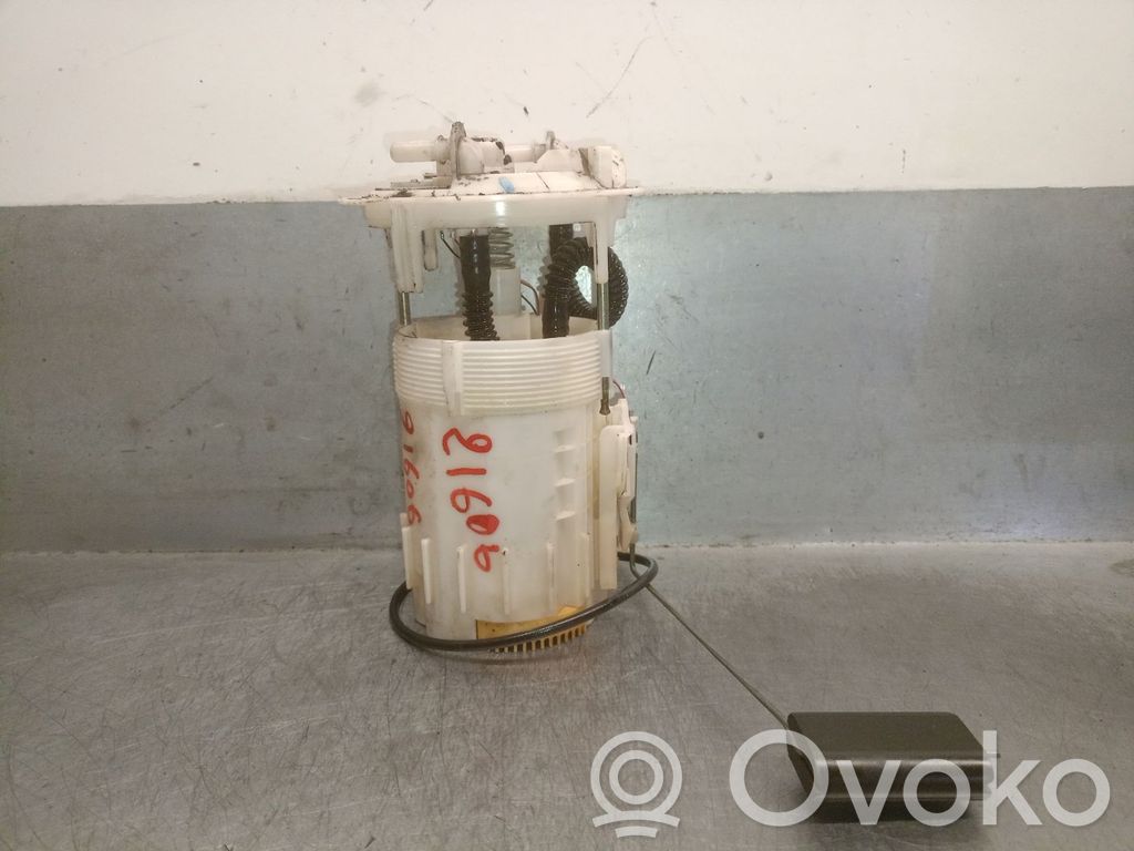 Renault Megane II Bomba interna de combustible 