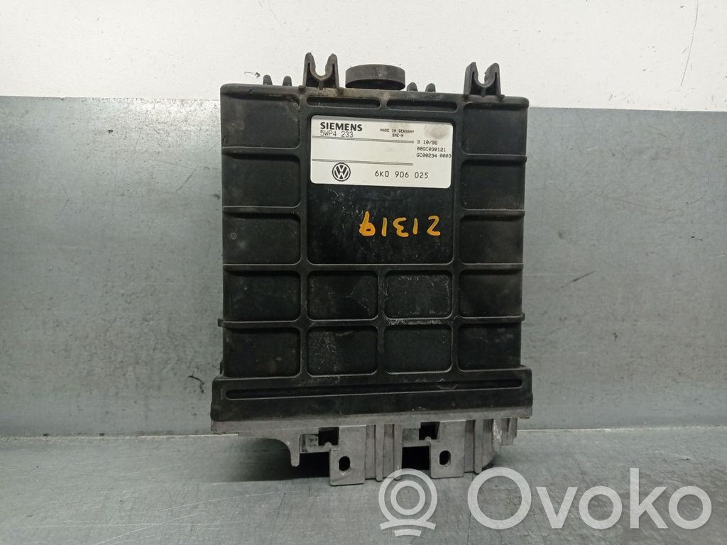 Seat Cordoba (6K) Calculateur moteur ECU 