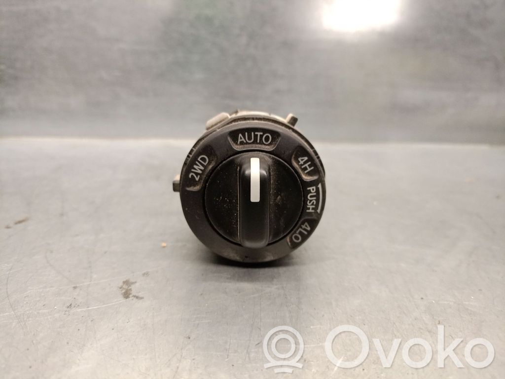 Nissan Pathfinder R51 Interruptor de control multifunción 
