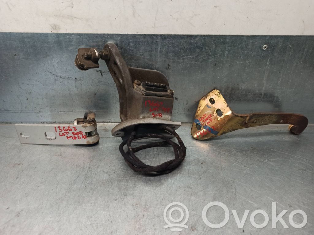 Ford Transit Aizmugurējā pārsega eņģe (-ess) 