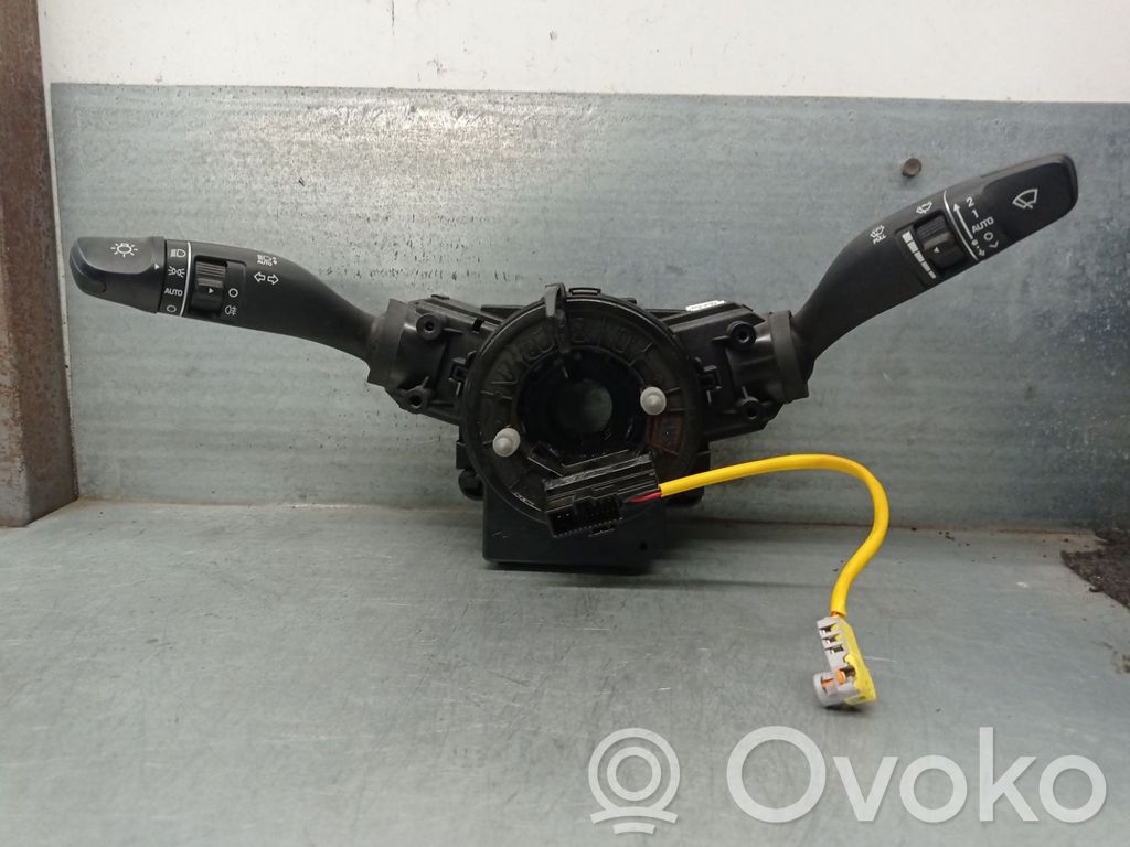 Hyundai i30 Interruptor de control del panel de luces 