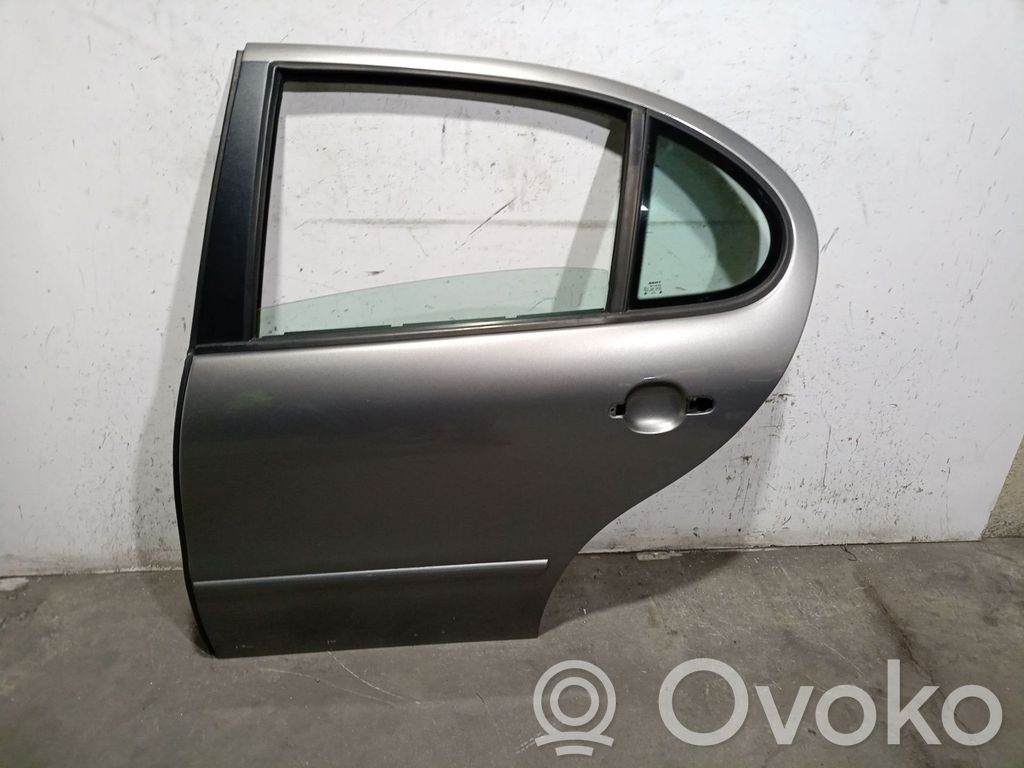 Seat Leon (1M) Puerta trasera 