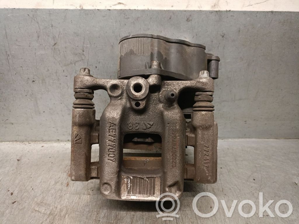 Audi A4 S4 B6 8E 8H Support d'étrier arrière