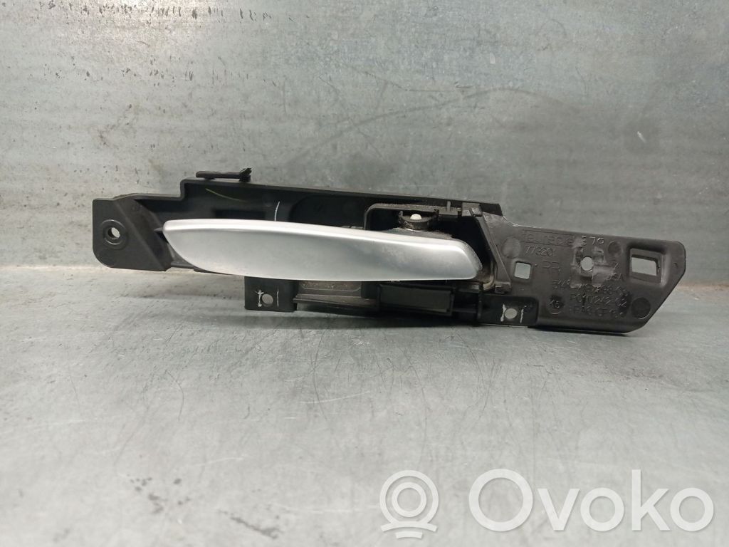 BMW X5 E70 Manecilla interna puerta trasera 