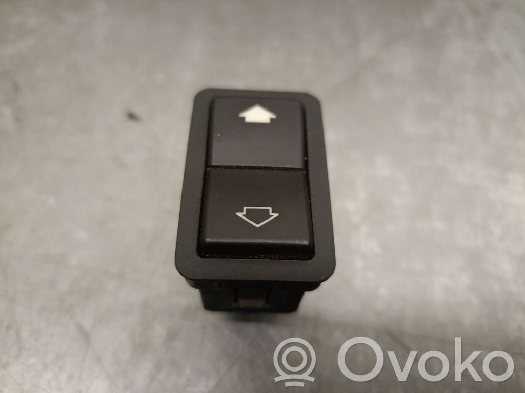 BMW 7 E38 Electric window control switch 