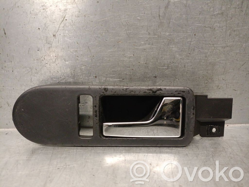 Volkswagen New Beetle Manecilla interna puerta delantera