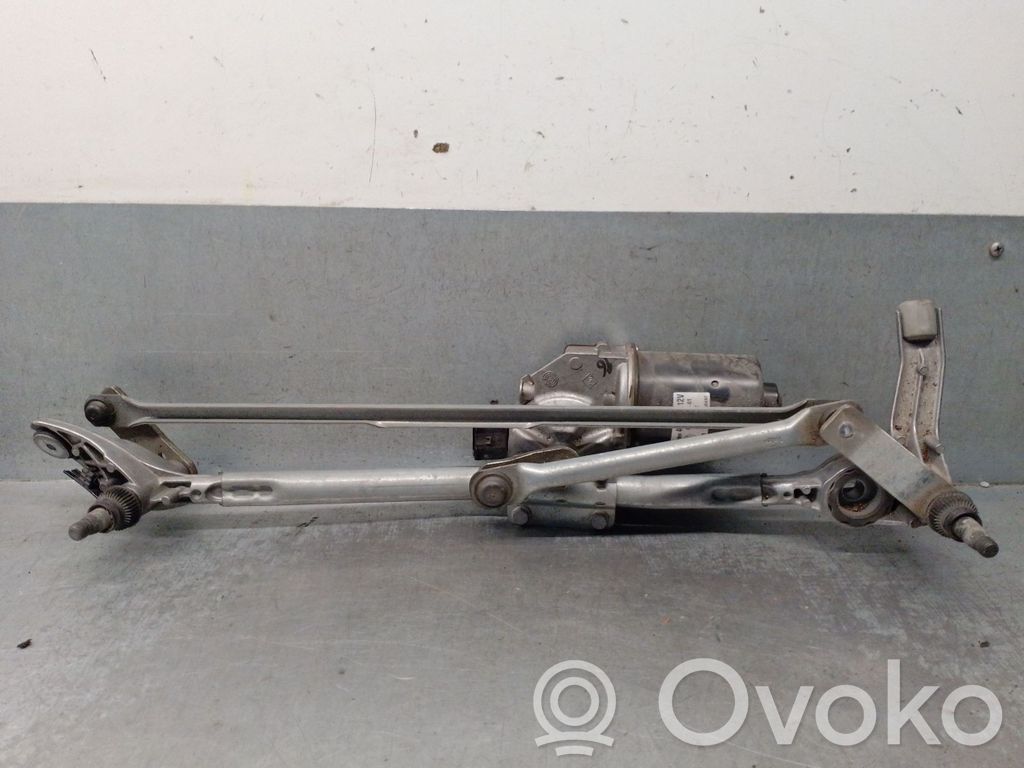 BMW 3 E90 E91 Wiper motor 