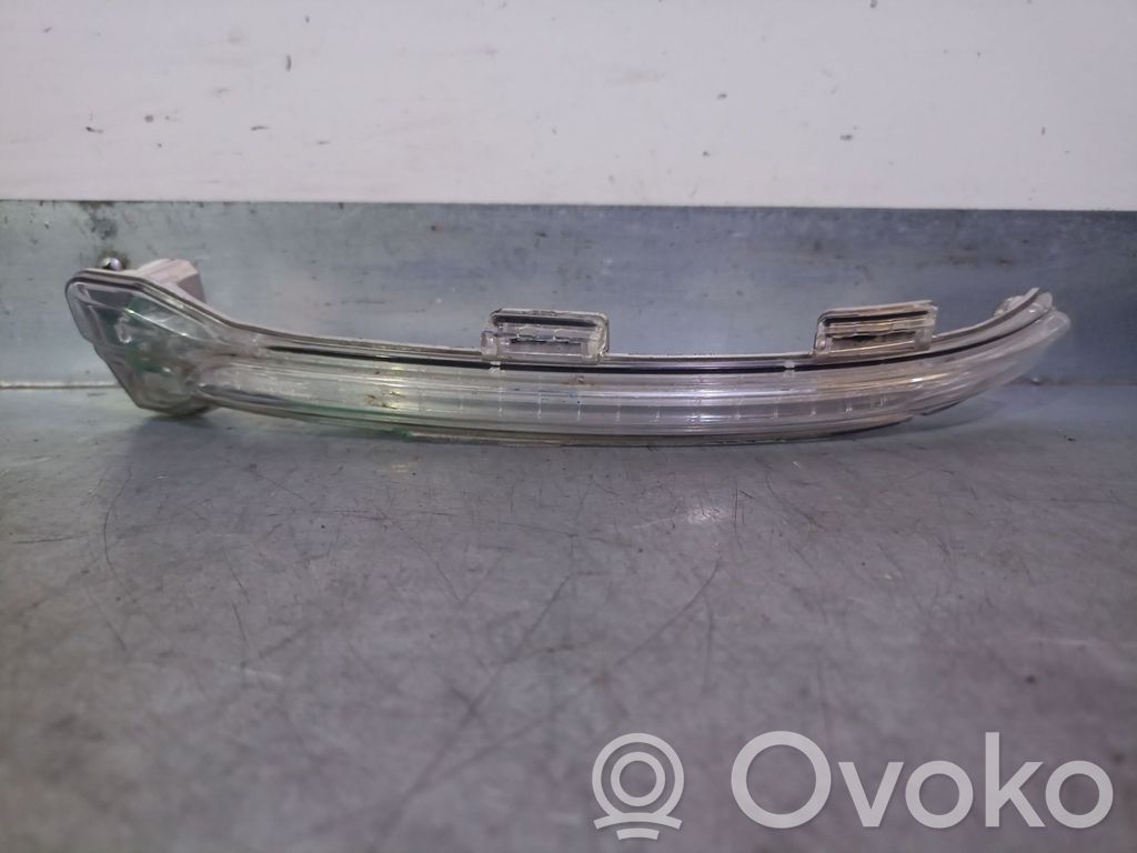 Volkswagen Touran III Frontblinker 