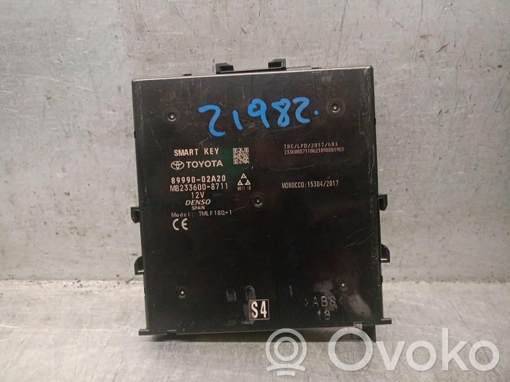 Toyota Corolla E160 E170 Homelink control unit 