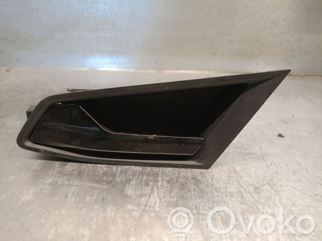 Renault Austral Manecilla interna puerta delantera 