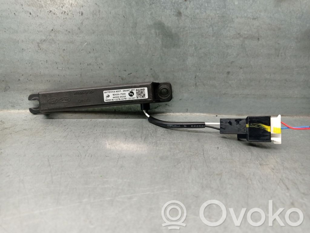 KIA Xceed Radion antenni 
