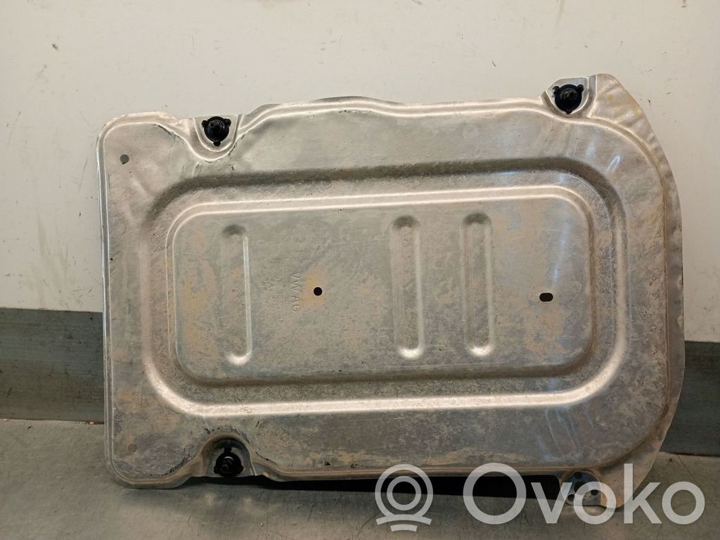 Placa protectora/protector antisalpicaduras motor   2Q0825229B,2Q0825229B