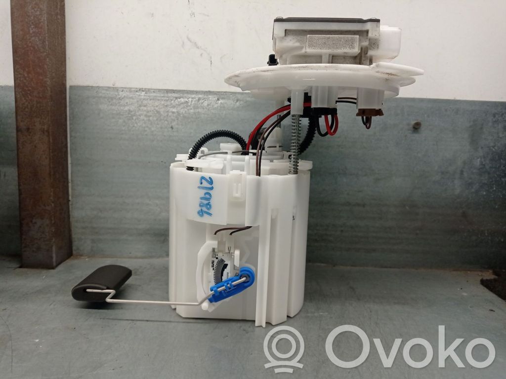 KIA Xceed Bomba interna de combustible 