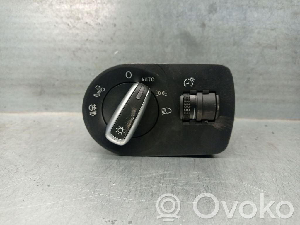 Audi Q3 8U Interruptor de control del panel de luces 