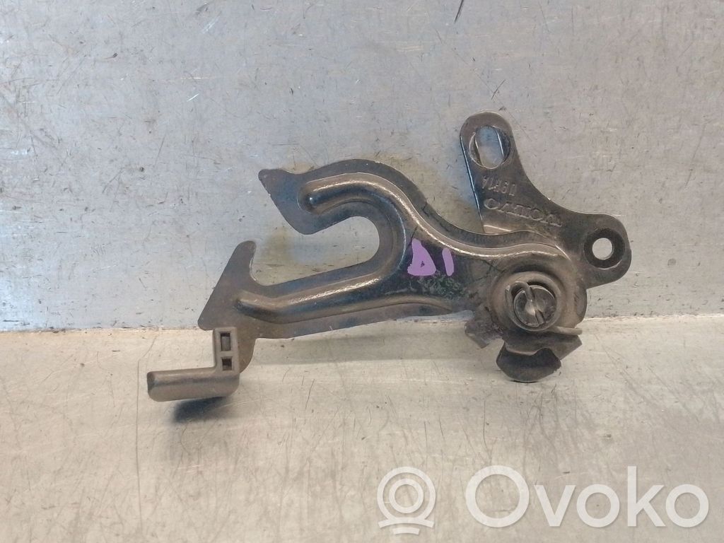 Volvo V60 Kiinnityskoukku/-silmukka 