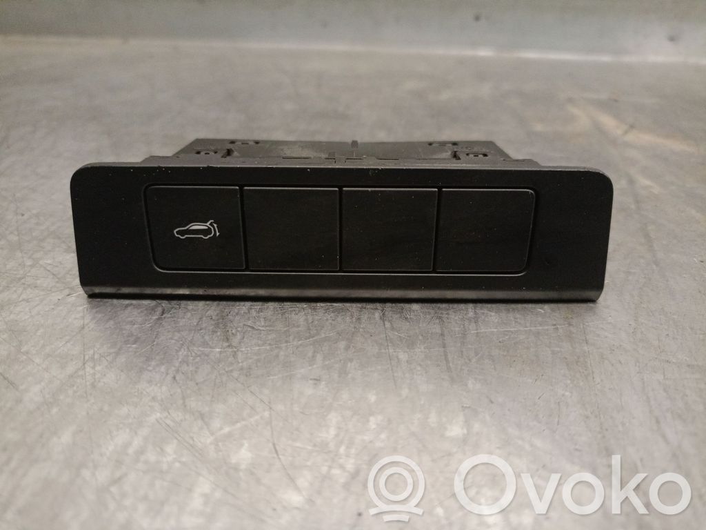 Mazda CX-30 Multifunctional control switch/knob 