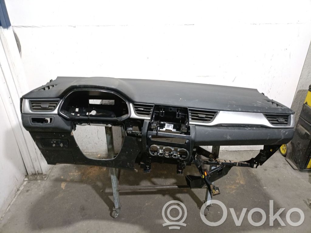 Renault Captur II Panel de instrumentos 