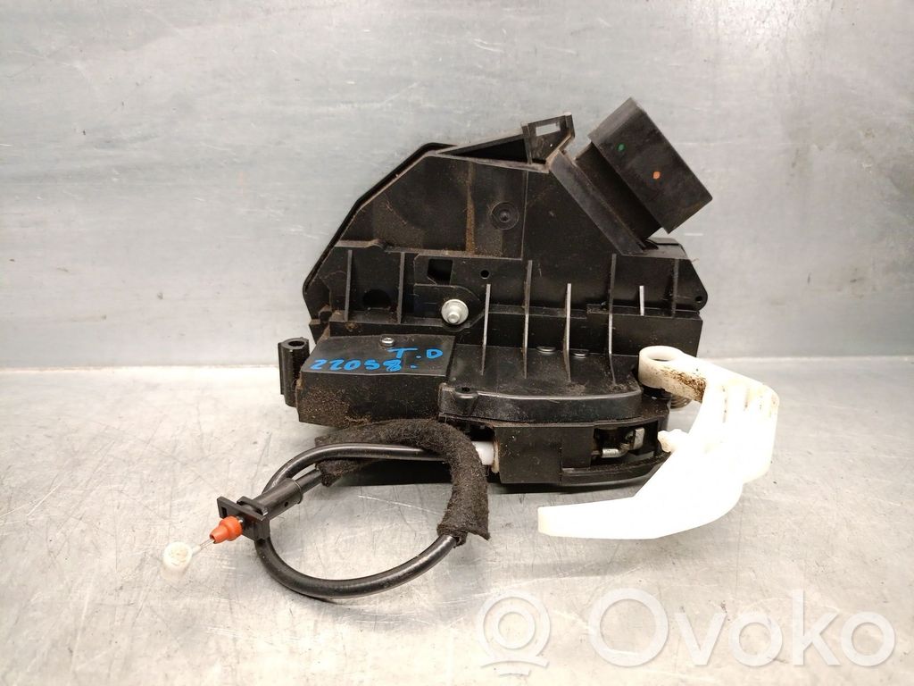 Ford C-MAX II Aizmugurē slēdzene 