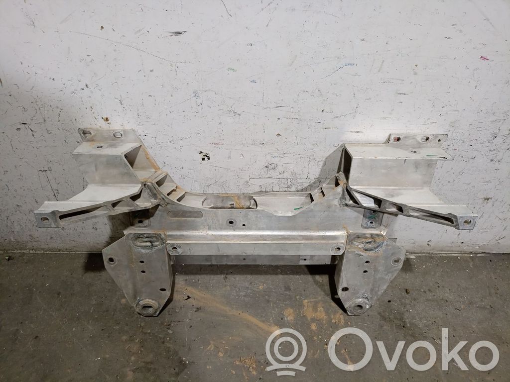 Peugeot 2008 II Front subframe 