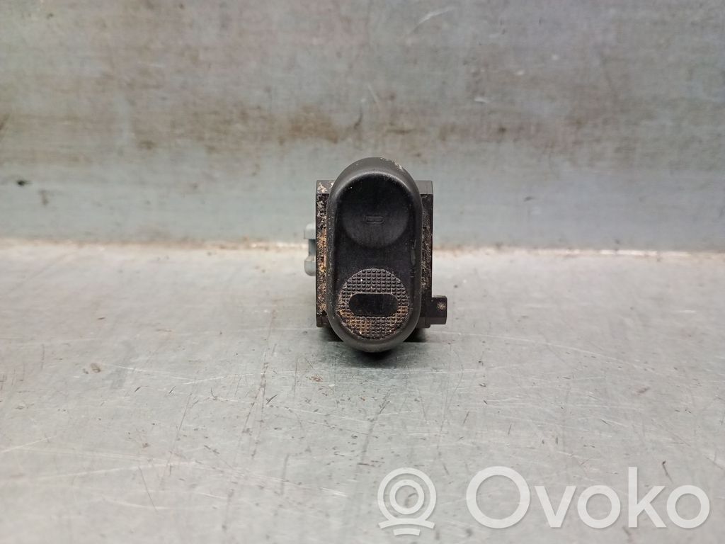 Chrysler PT Cruiser Electric window control switch 