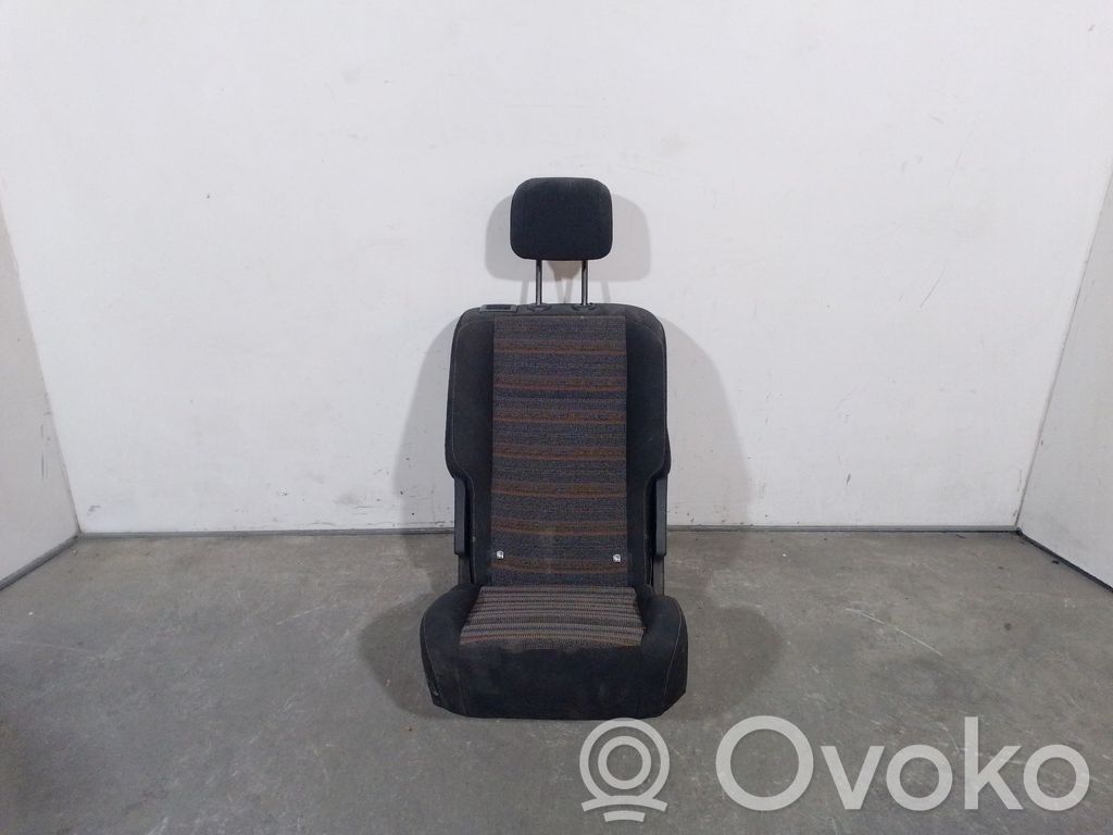 Opel Combo E Заднее сиденье 