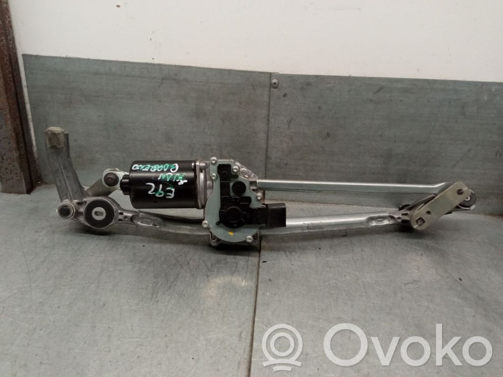 BMW 3 E90 E91 Wiper motor 