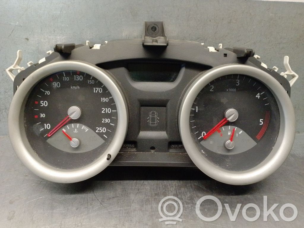 Renault Megane II Speedometer (instrument cluster) 