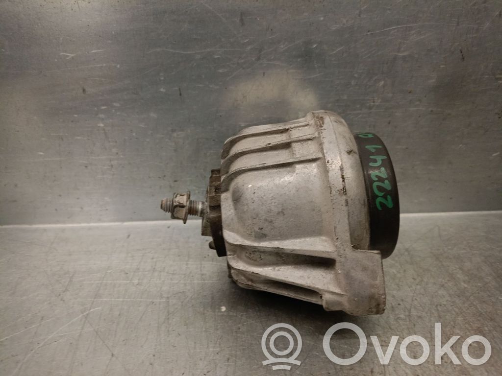 BMW 1 E81 E87 Engine mount bracket 
