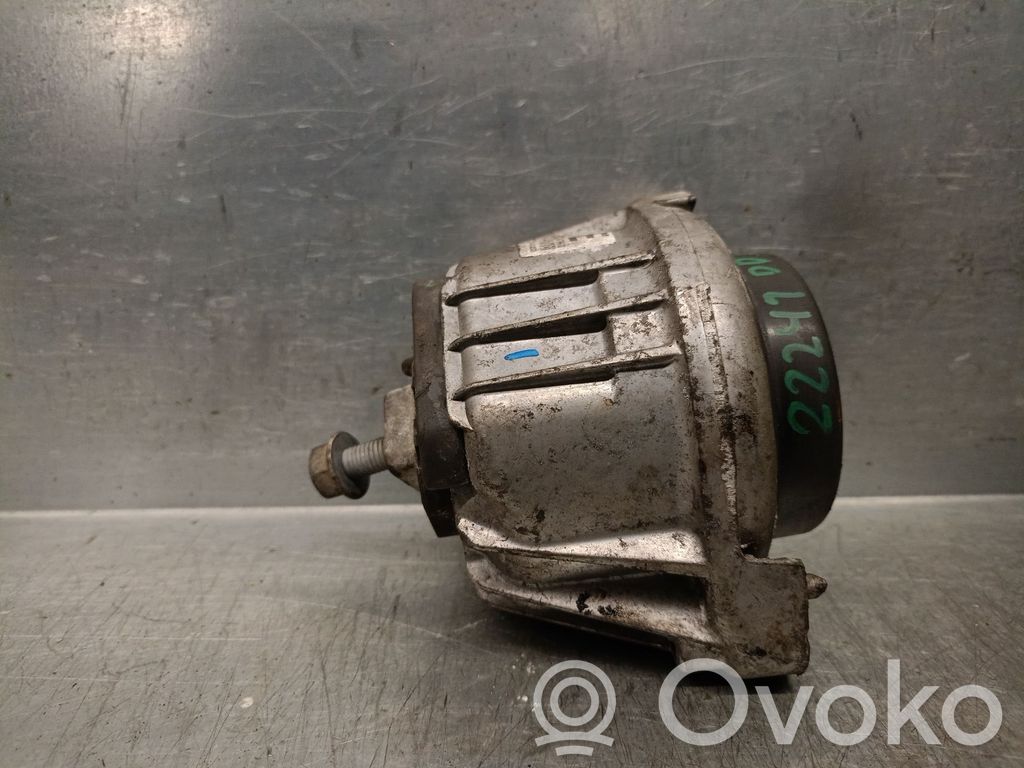 BMW 1 E81 E87 Engine mount bracket 