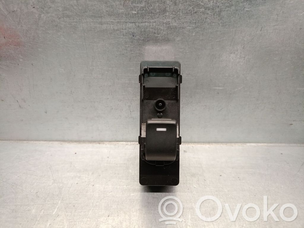 Mazda CX-5 Electric window control switch 