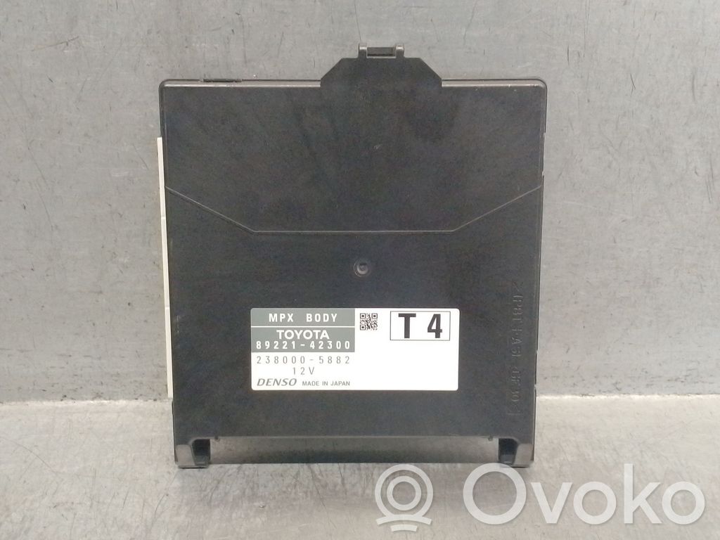 Toyota RAV 4 (XA40) Module confort 