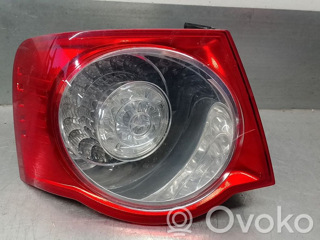 Volkswagen Jetta V Luci posteriori