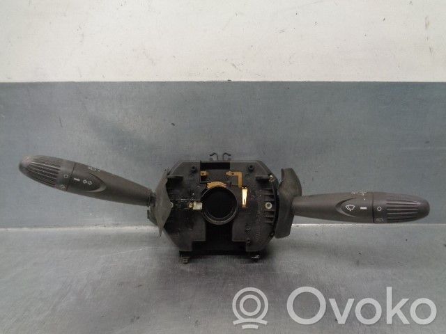 Fiat Punto (188) Interruptor de control del panel de luces 
