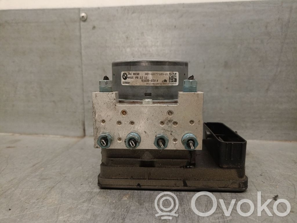 BMW 2 F22 F23 ABS-pumppu 