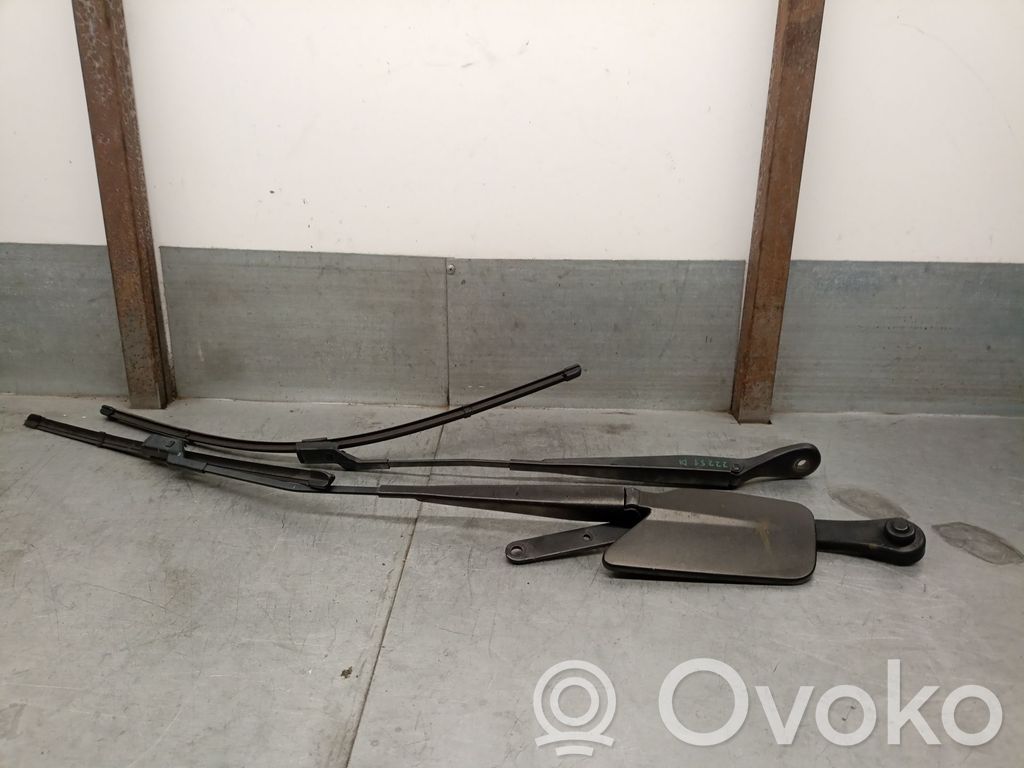 BMW 2 F22 F23 Ramię wycieraczki szyby przedniej / czołowej 