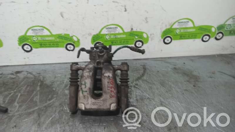 Renault Clio III Скоба заднего суппорта 