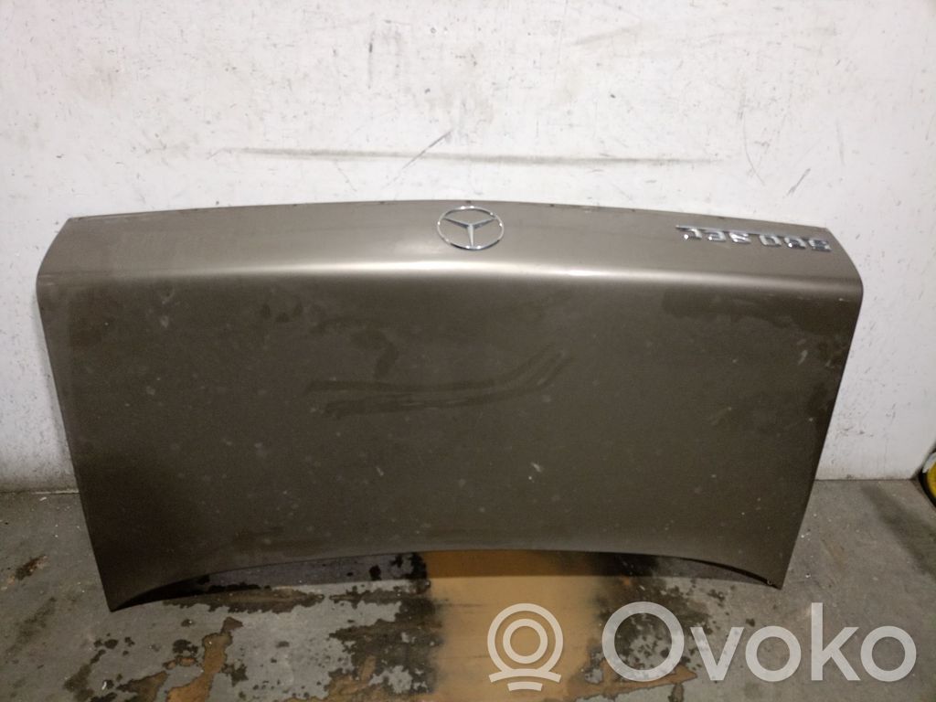 Tylna klapa bagażnika   A1267502175,A1267502175