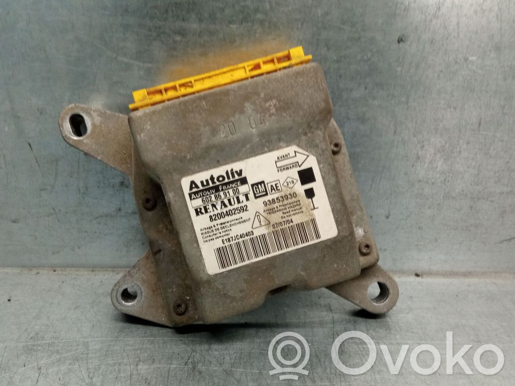 Opel Vivaro Centralina/modulo airbag 