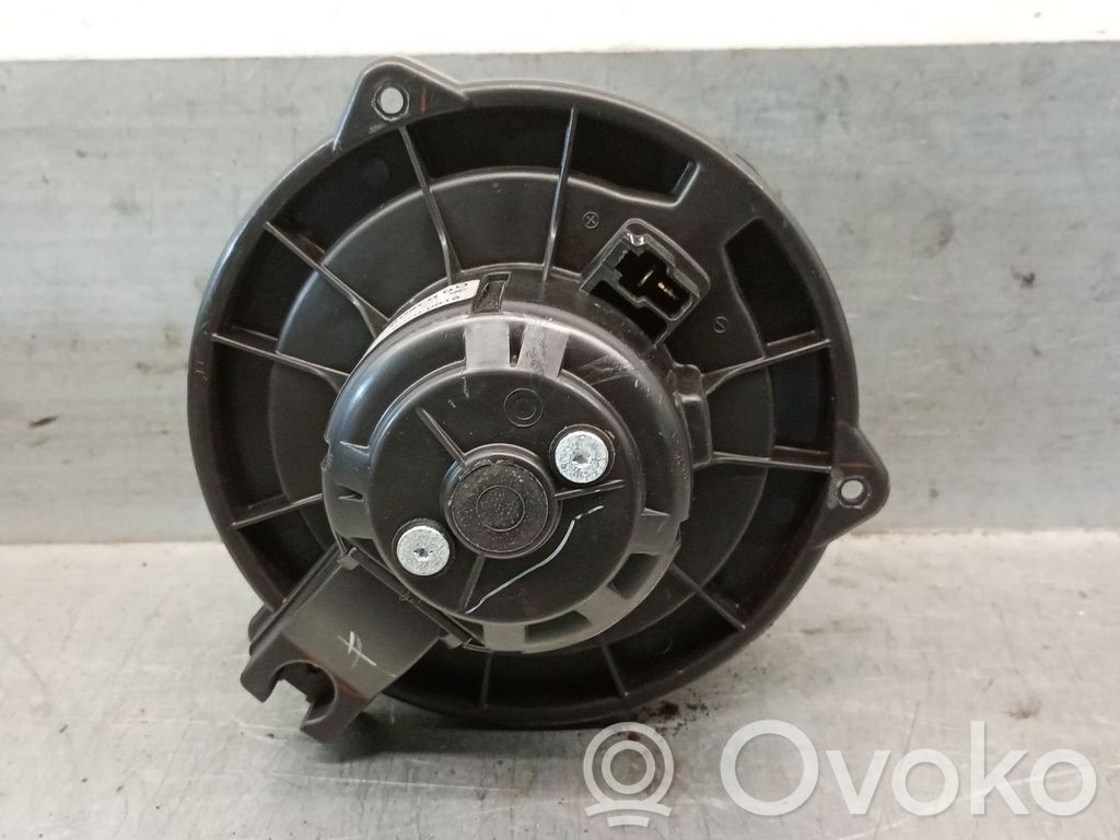 Toyota Avensis T250 Ventilator aerotermă 