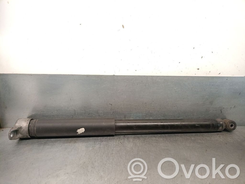 Volvo V40 Takaiskunvaimennin 