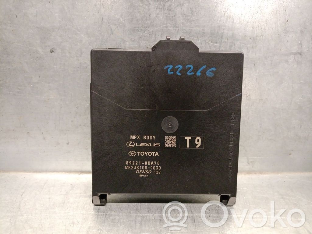 Autres unités de commande / modules   892210DA70,MB2381009030DENSO