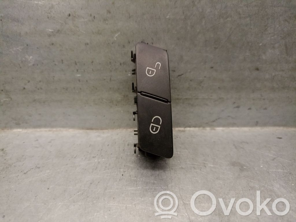 Mercedes-Benz A W176 Interruptor de control multifunción 