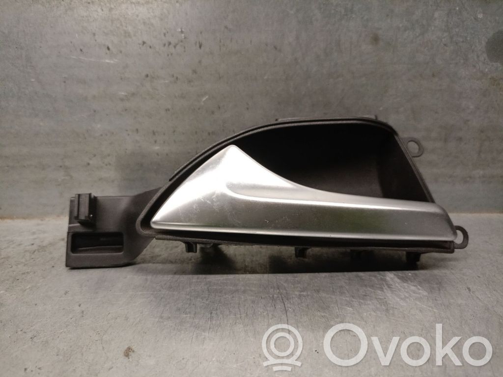Mercedes-Benz A W176 Manecilla interna puerta trasera