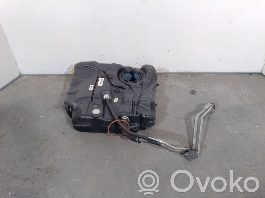 Volvo V40 Polttoainesäiliö 