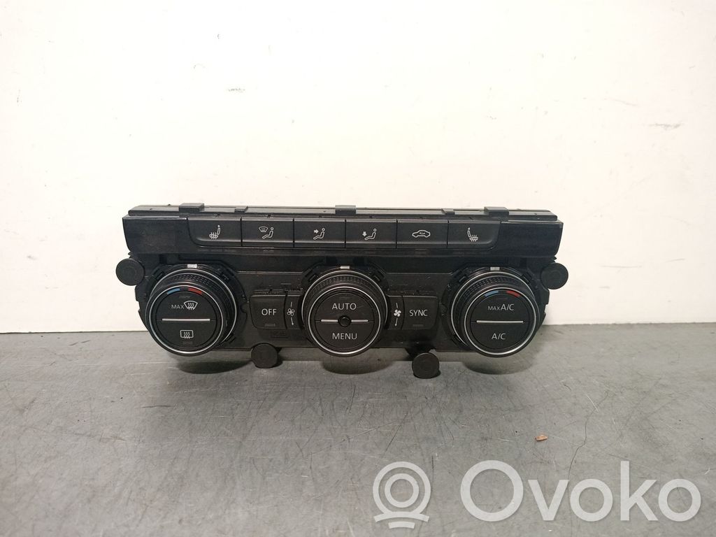 Volkswagen Golf SportWagen Panel klimatyzacji 