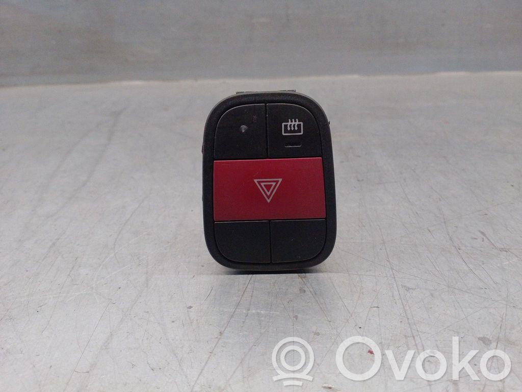 Peugeot Bipper Hazard light switch 