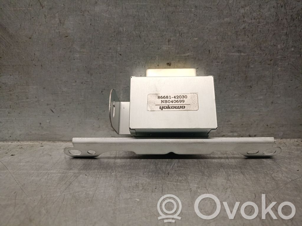 Toyota RAV 4 (XA50) Antenna autoradio 